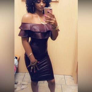 Elegant Off-Shoulder Burgundy Dress